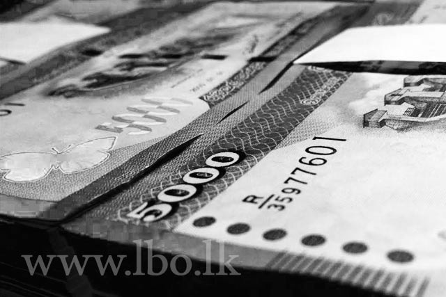 Sri Lanka obtains Rs 684 bn borrowings for the 4 months to April 2015
