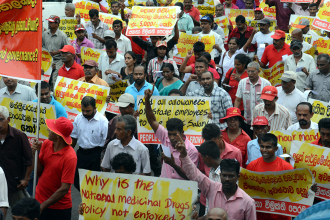 Sri Lanka’s marxist JVP protest against government