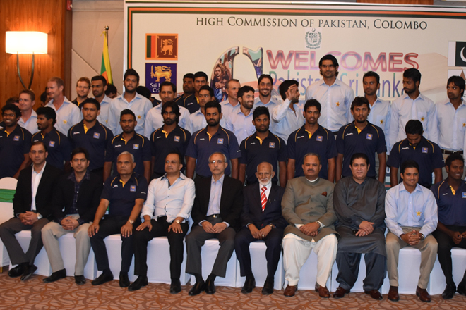 Pakistan High Commissioner hosts Eid dinner for cricketers