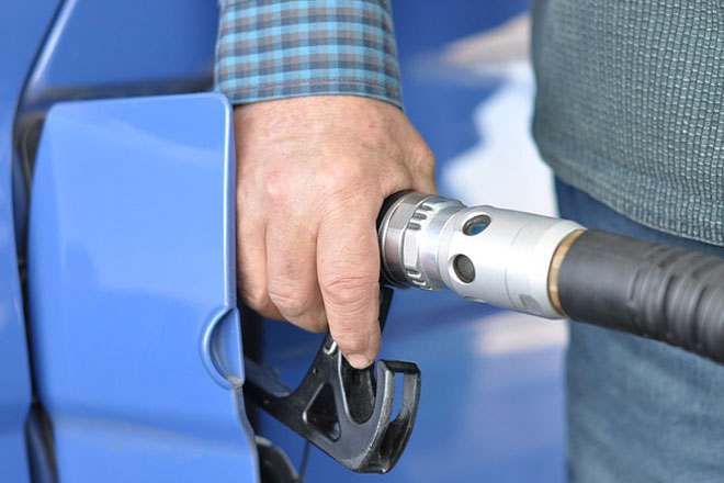 Essential fuel saving tips you should know
