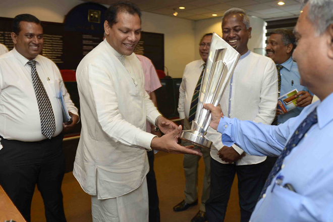 Sports Minister visits Sri Lanka Cricket