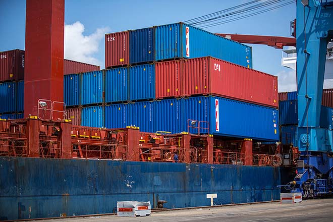 Sri Lanka’s merchandise exports surpasses USD 1 billion mark in July