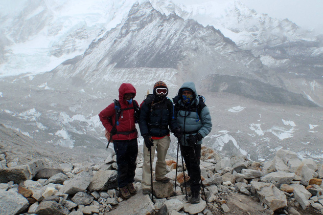 Everest Sri Lankan climbers mountain