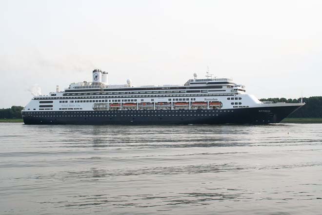 Hambantota port to receive its largest cruise liner