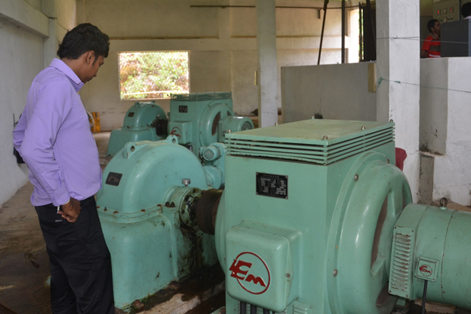 Sri Lanka makes use of generators in factories compulsory