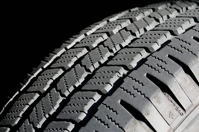 Italian firm mulls Tyre manufacturing in Sri Lanka with USD75mn