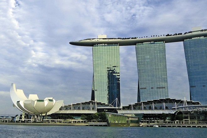 Economists cut Singapore growth expectations for 2016 & 2017