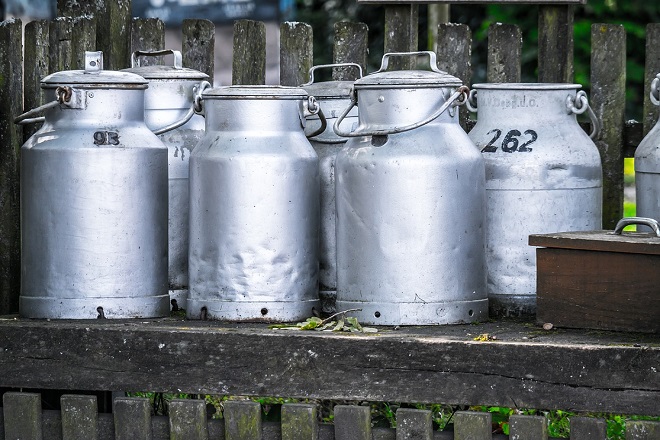 milk cans dairy