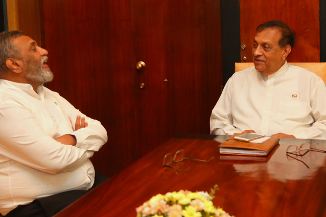 Mahinda Deshapriya meets Speaker of Parliament Karu Jayasuriya