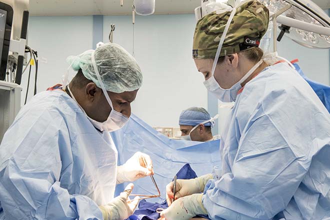 Sri Lankan and U.S. doctors pioneer first robot-assisted surgery Onboard USNS Mercy