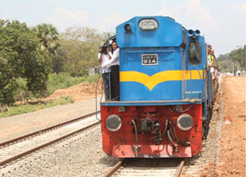 Sri Lanka northern railways re-built by India's IRCON - LankaBusinessOnline.com